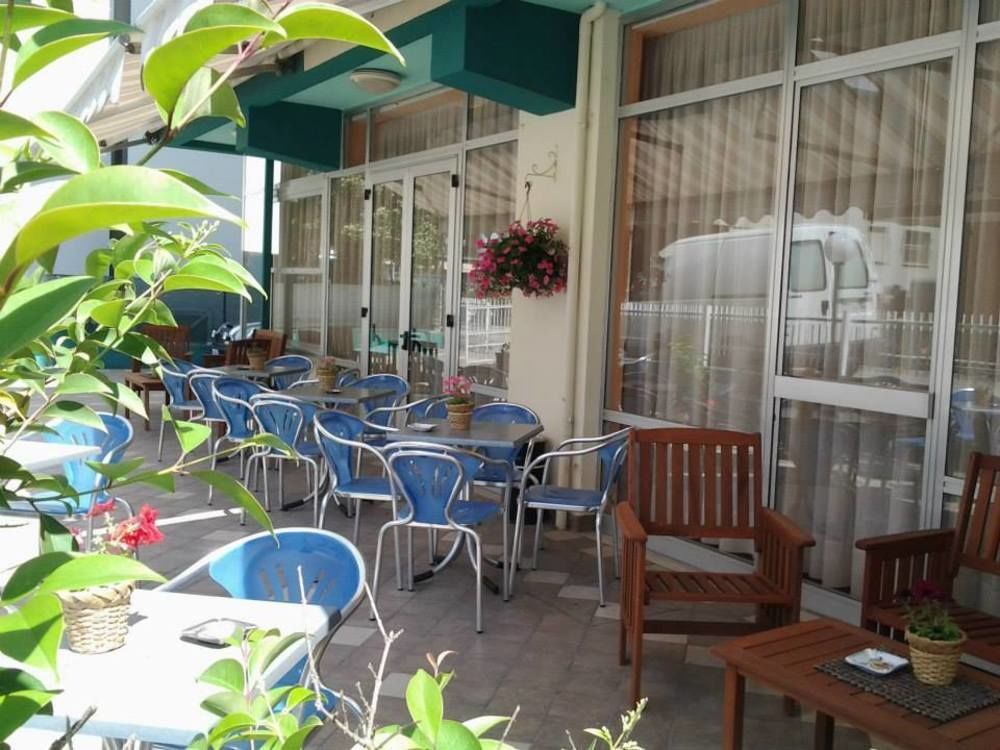 Hotel Staccoli Rimini Esterno foto
